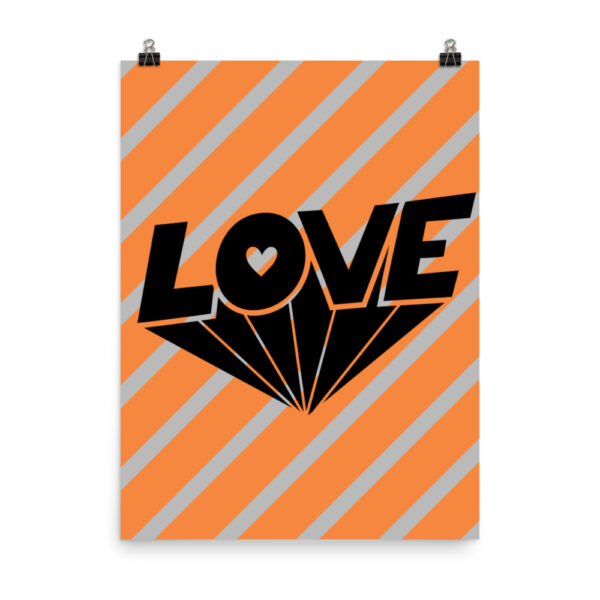 Wandposter "Love" mit lebhaften Drucken